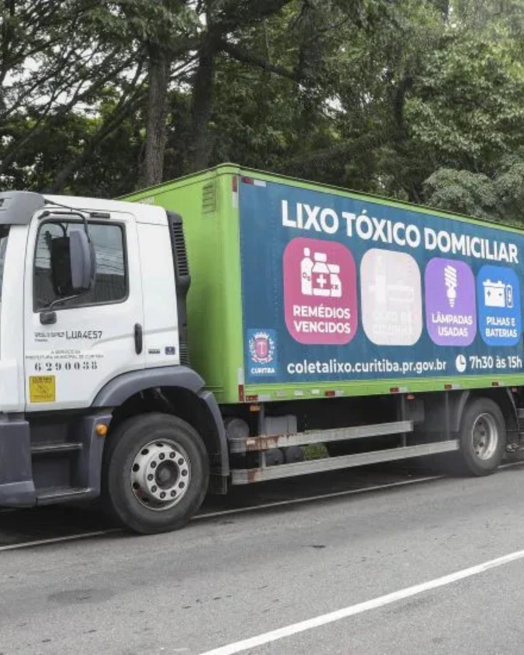 Curitiba promove serviços itinerantes de coleta, emprego e feiras nesta sexta-feira