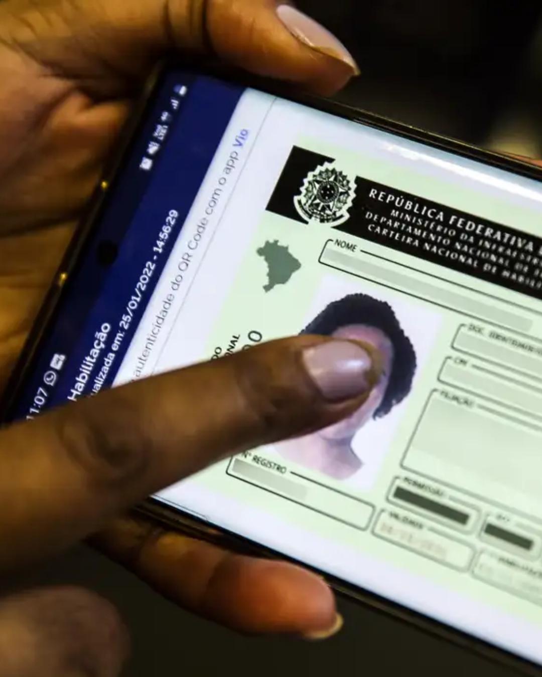 Entidades médicas alertam riscos da renovação automática da CNH sem exame de saúde