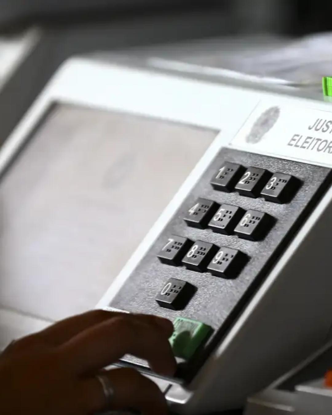 Onze governadores deixam os cargos para disputar eleições de outubro; saiba quem são