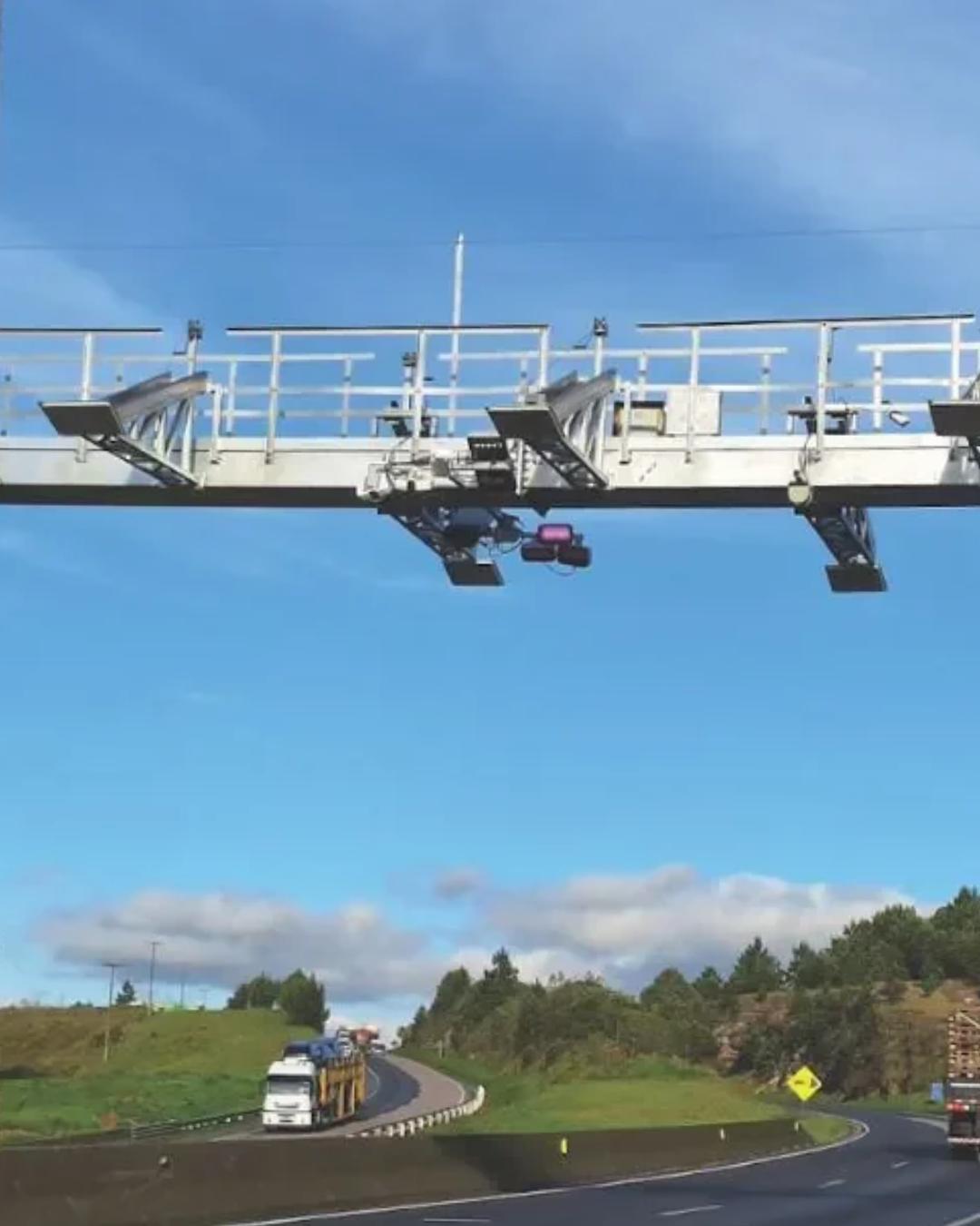 Paraná inicia cobrança por pedágio no modelo 'free flow' em quatro praças a partir de 4 de maio