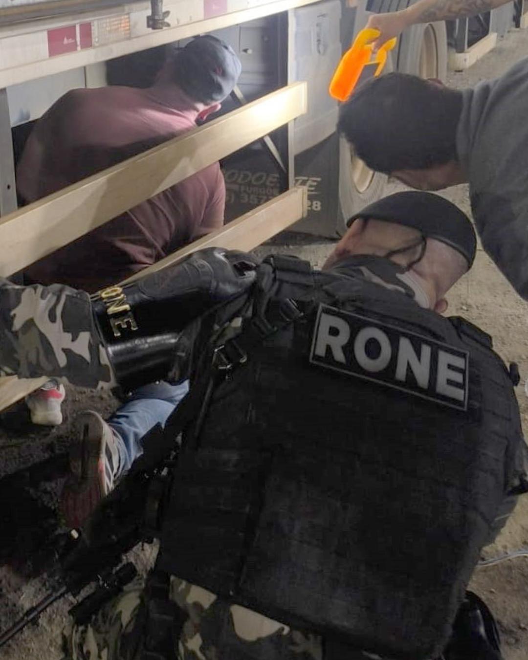 Polícia Militar apreende 40 mil cigarros eletrônicos avaliados em R$ 5 milhões em Campina Grande do Sul