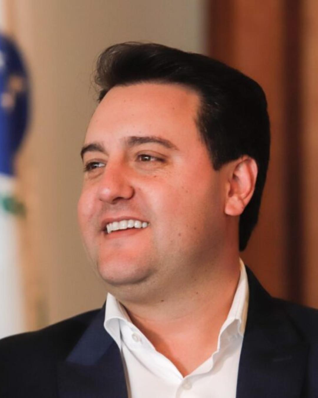 Ratinho Jr lidera aprovação entre governadores com 84%, aponta pesquisa nacional