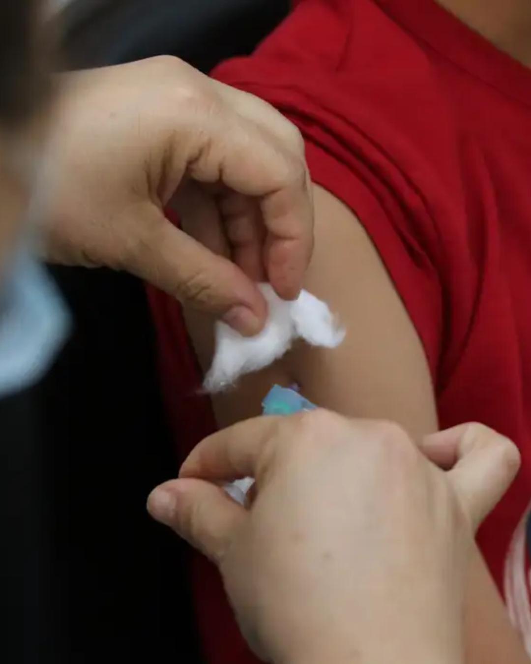 Semana de Vacinação nas Escolas busca imunizar 27 milhões de estudantes até dia 30 de abril