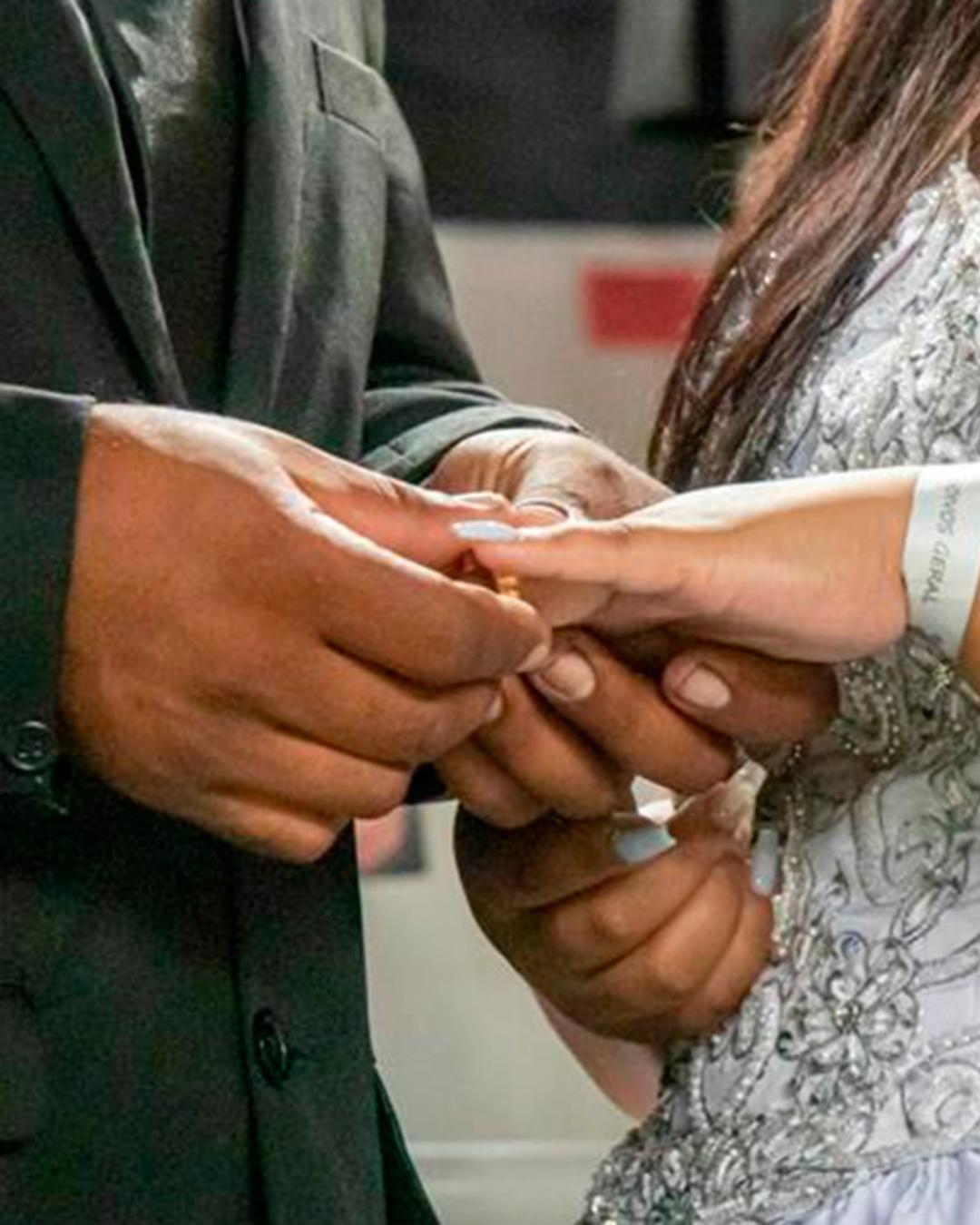Casamento coletivo em Curitiba oferece cerimônia gratuita; veja como se inscrever e ajudar