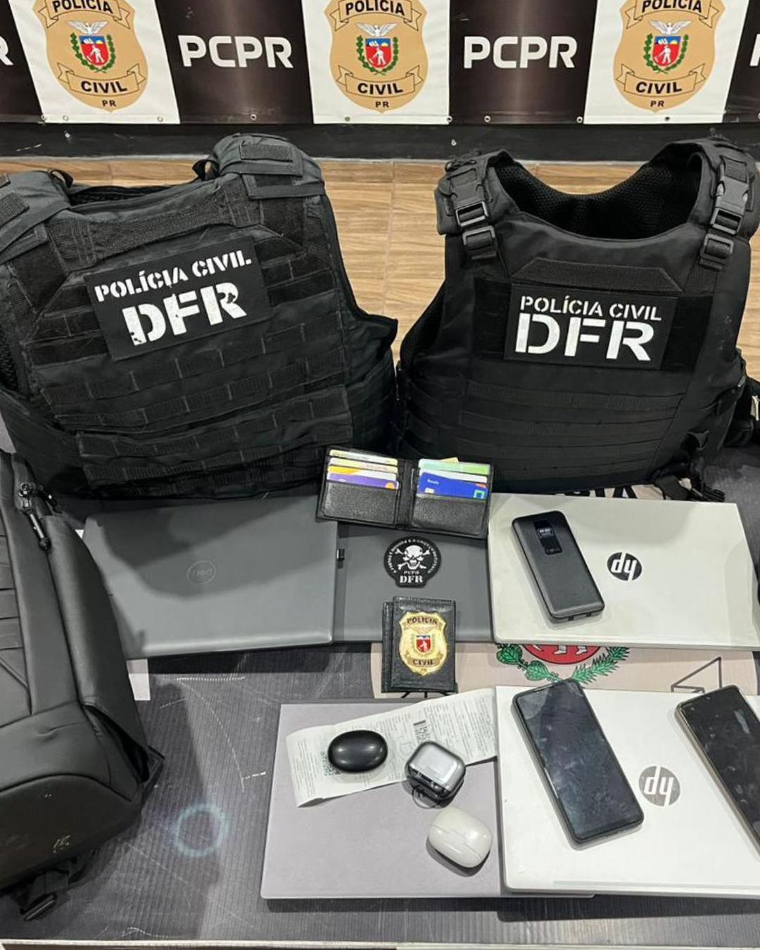 Dupla é presa em Curitiba com cinco notebooks furtados