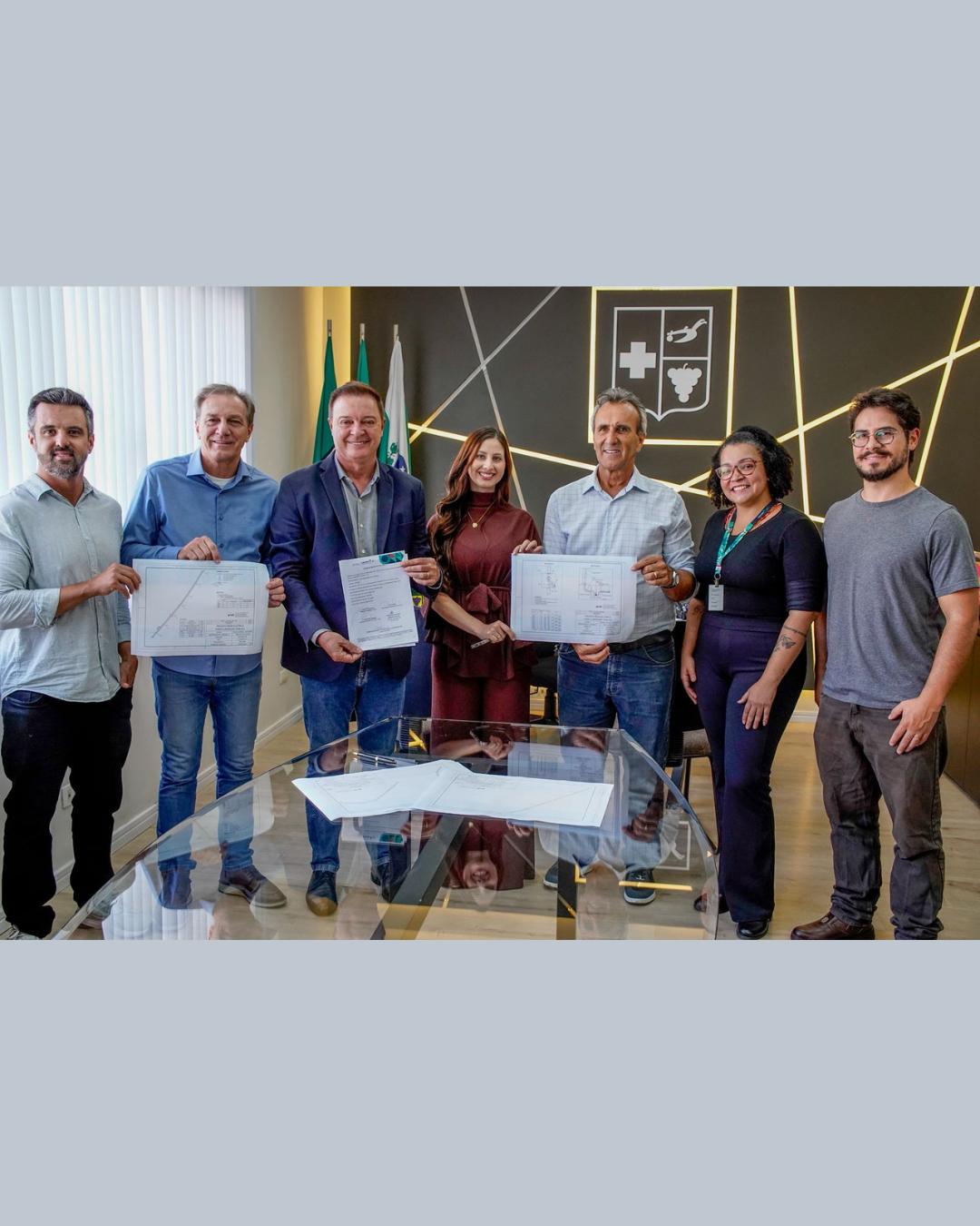 Em Colombo, Itaipu e Governo Federal vão investir R$ 1,65 milhão em nova iluminação da Estrada da Ribeira