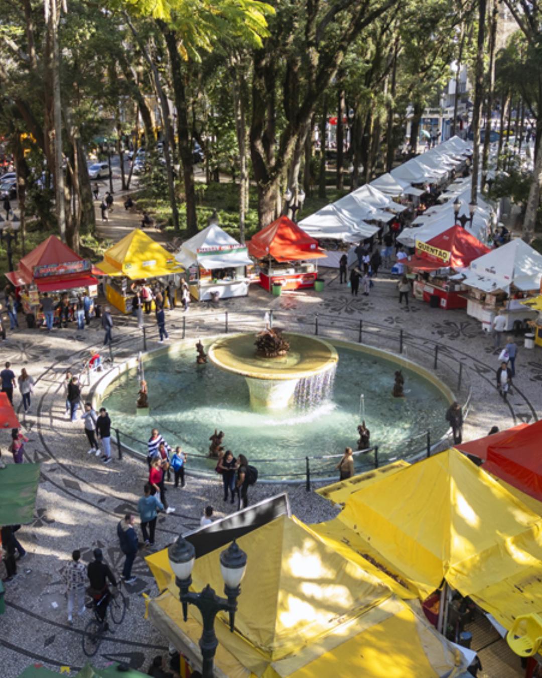 Feira de Inverno da Praça Osório começa em junho com gastronomia e artesanato em Curitiba