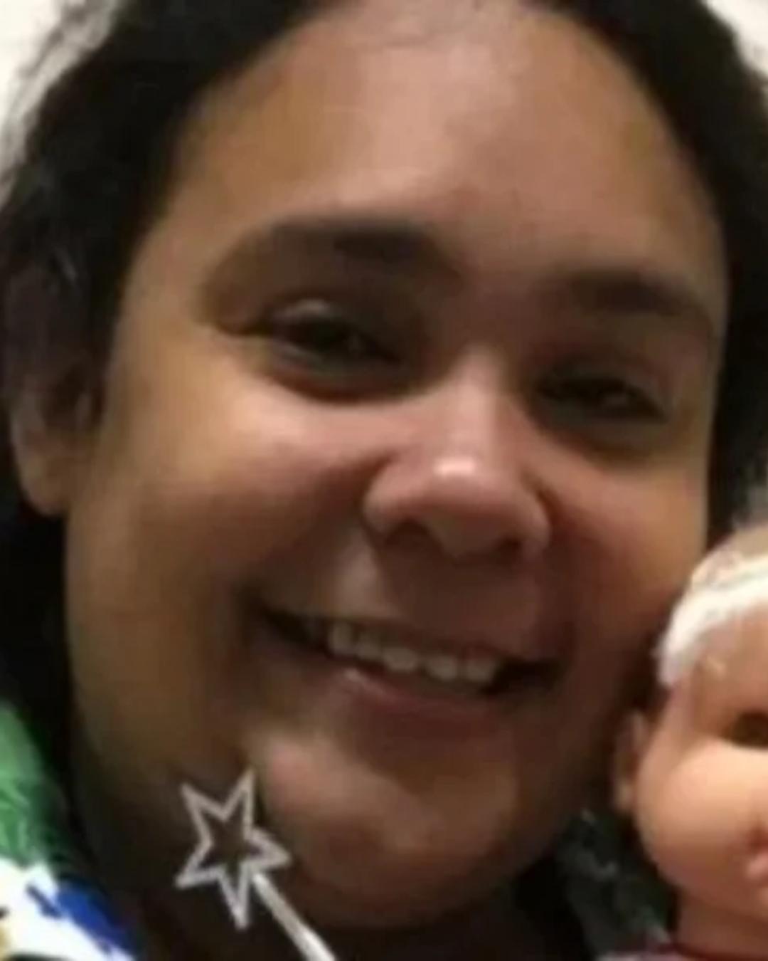 Mulher acusada de se passar por criança teria enganado grupo de oração em Colombo