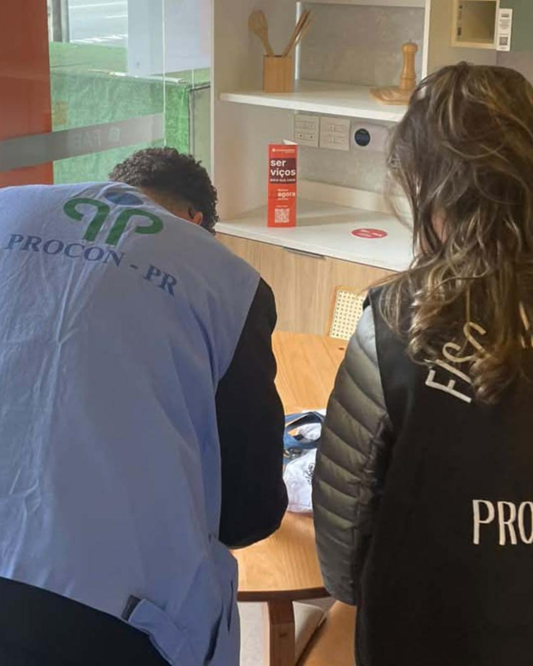Procon-PR e Procons municipais fiscalizam exposição de preços em lojas do Paraná