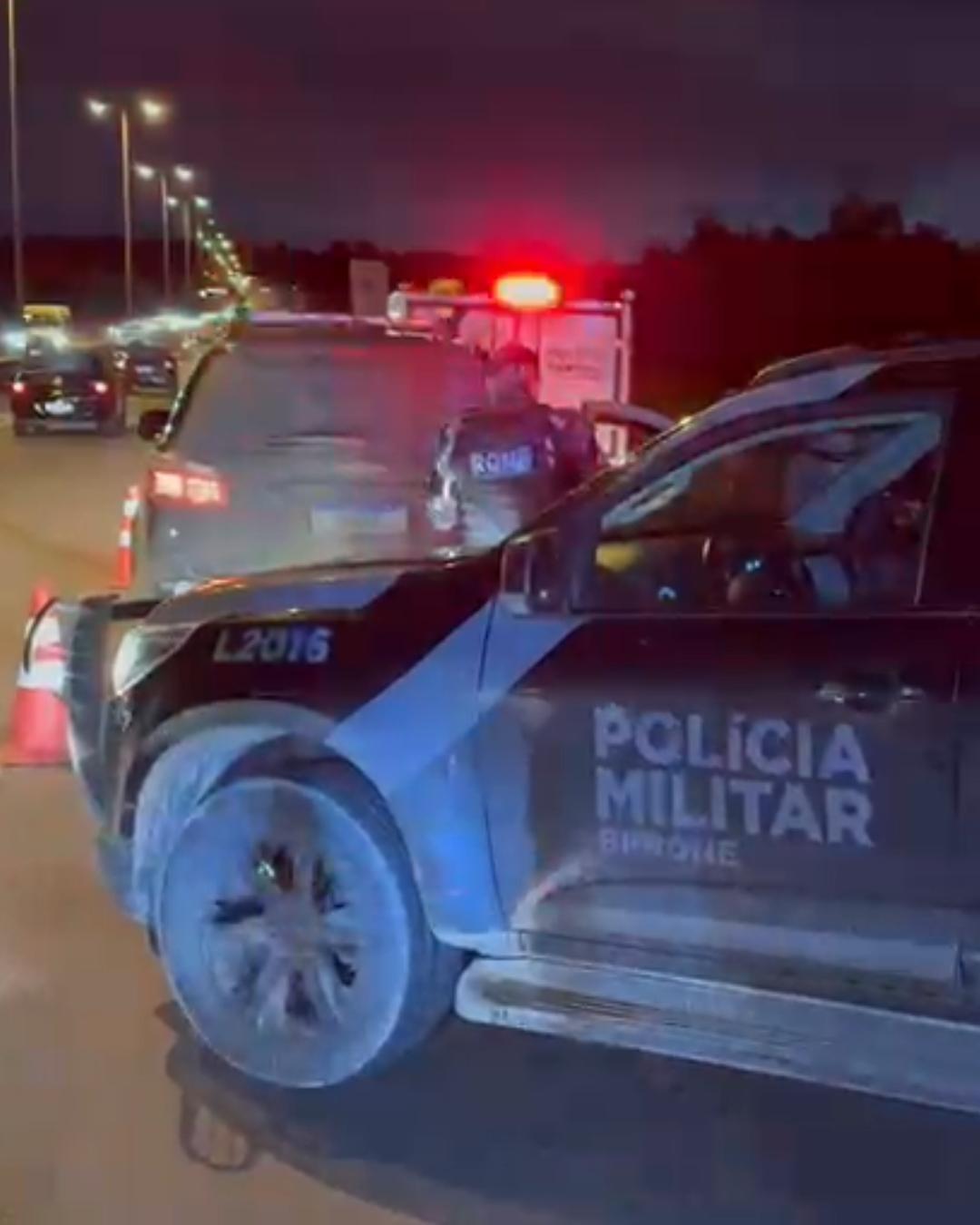 Suspeito morto em confronto com a polícia na BR-116; 200 kg de maconha são apreendidos