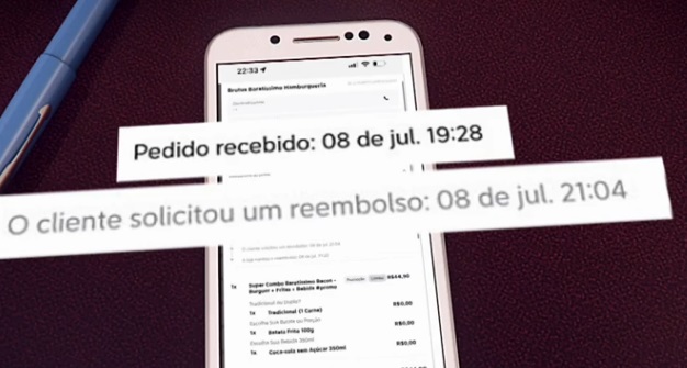 Mensagem enviada pelo cliente ao aplicativo de delivery solicita o reembolso do pedido após o achado da barata