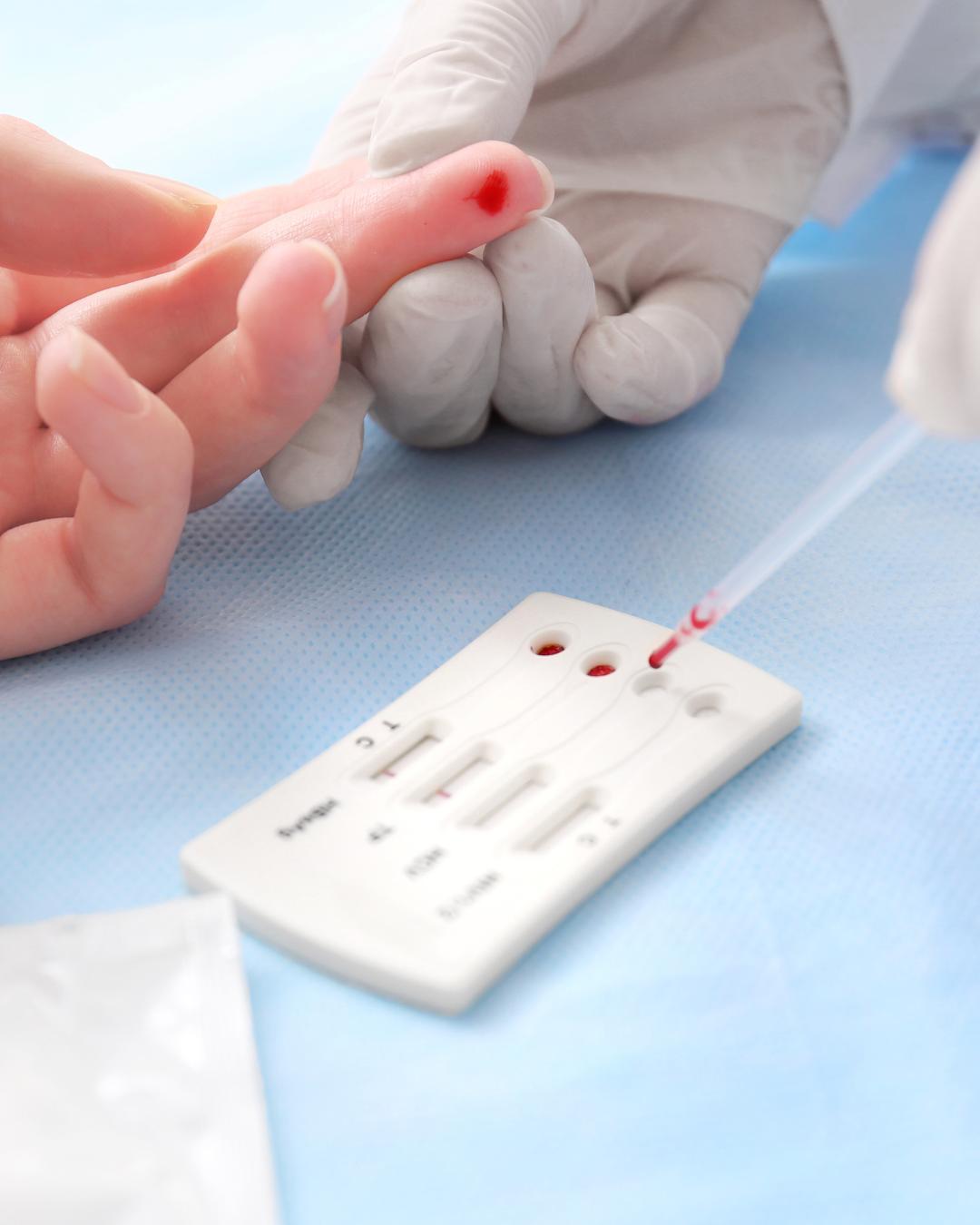 Hospital São Vicente promove testes gratuitos para hepatites em Curitiba neste sábado (25)