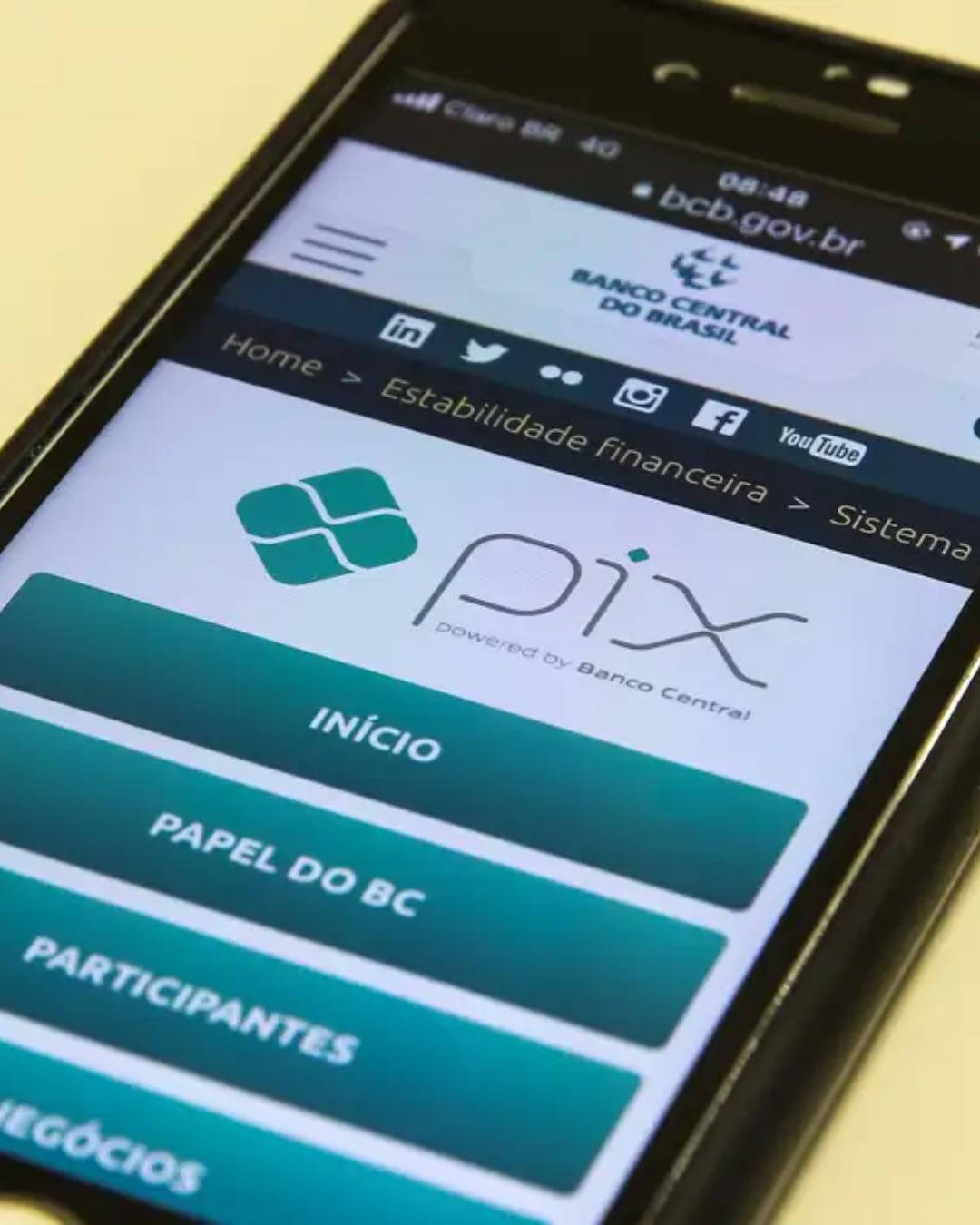 Pagamento de pensão alimentícia via Pix poderá ser automatizado; projeto aguarda sanção de Lula