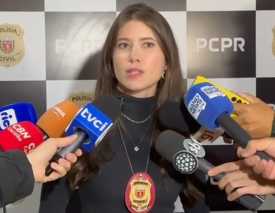 A delegada Gessica Andrade, responsável pela investigação da Polícia Civil, durante entrevista sobre as circunstâncias da explosão na Enaex