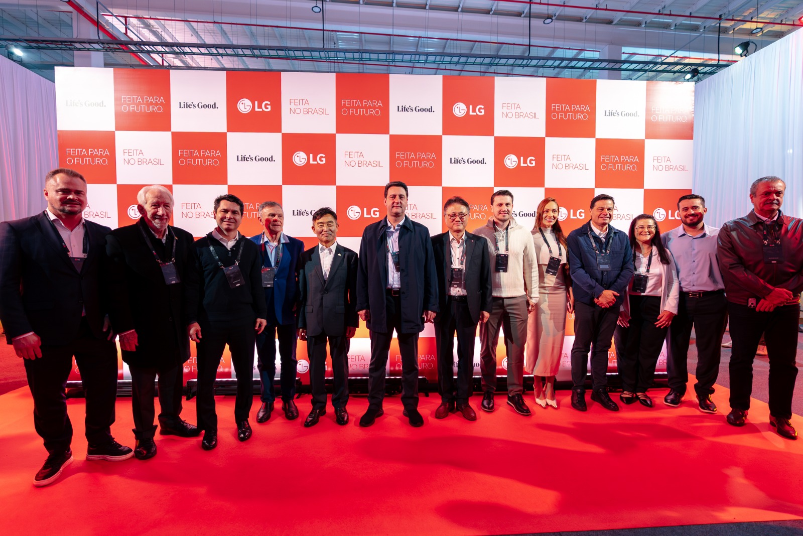LG inicia operação de fábrica em Fazenda Rio Grande após parceria entre Estado e município