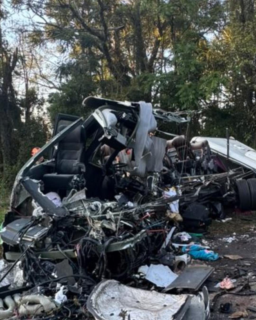 São identificadas as 23 vítimas de acidente ocorrido na BR-373
