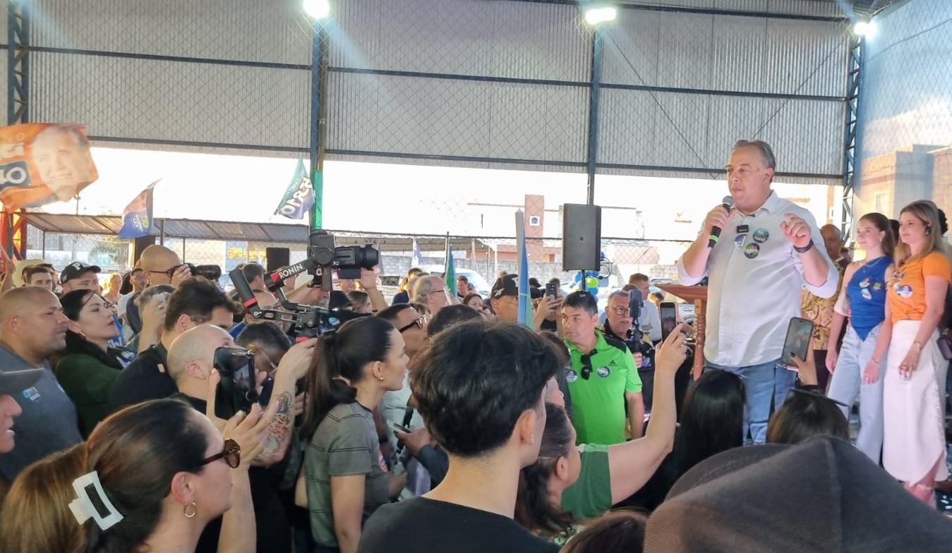 No palco, Bihl Zanetti apresenta as principais bandeiras da candidatura e as demandas que pretende levar à Assembleia enquanto deputado