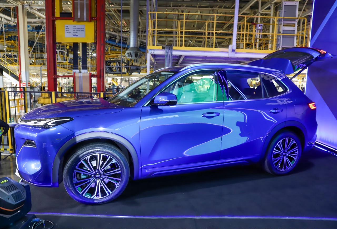 Novo modelo da Renault, baseado na plataforma GEA, chegará à linha de produção de São José dos Pinhais em 2027