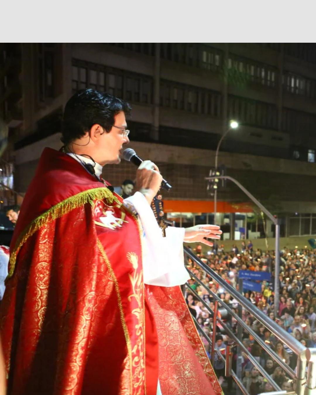 Curitiba recebe procissão luminosa da Via-Sacra neste sábado (26)