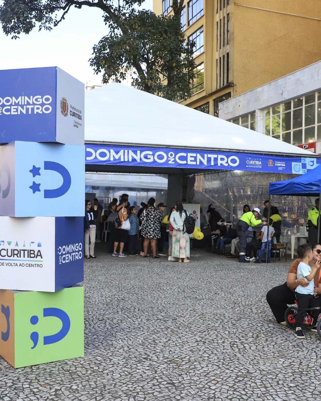 Demônios da Garoa são destaque do Domingo no Centro neste domingo em Curitiba