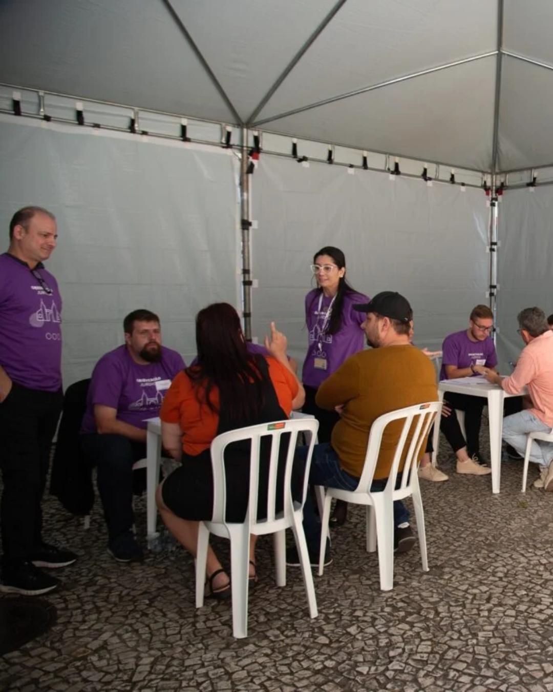 Praça Rui Barbosa recebe mutirão gratuito da PUCPR neste sábado, 26 de setembro