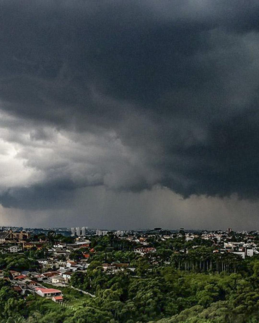 Super El Niño ameaça Paraná com chuvas intensas e tempestades até 2027