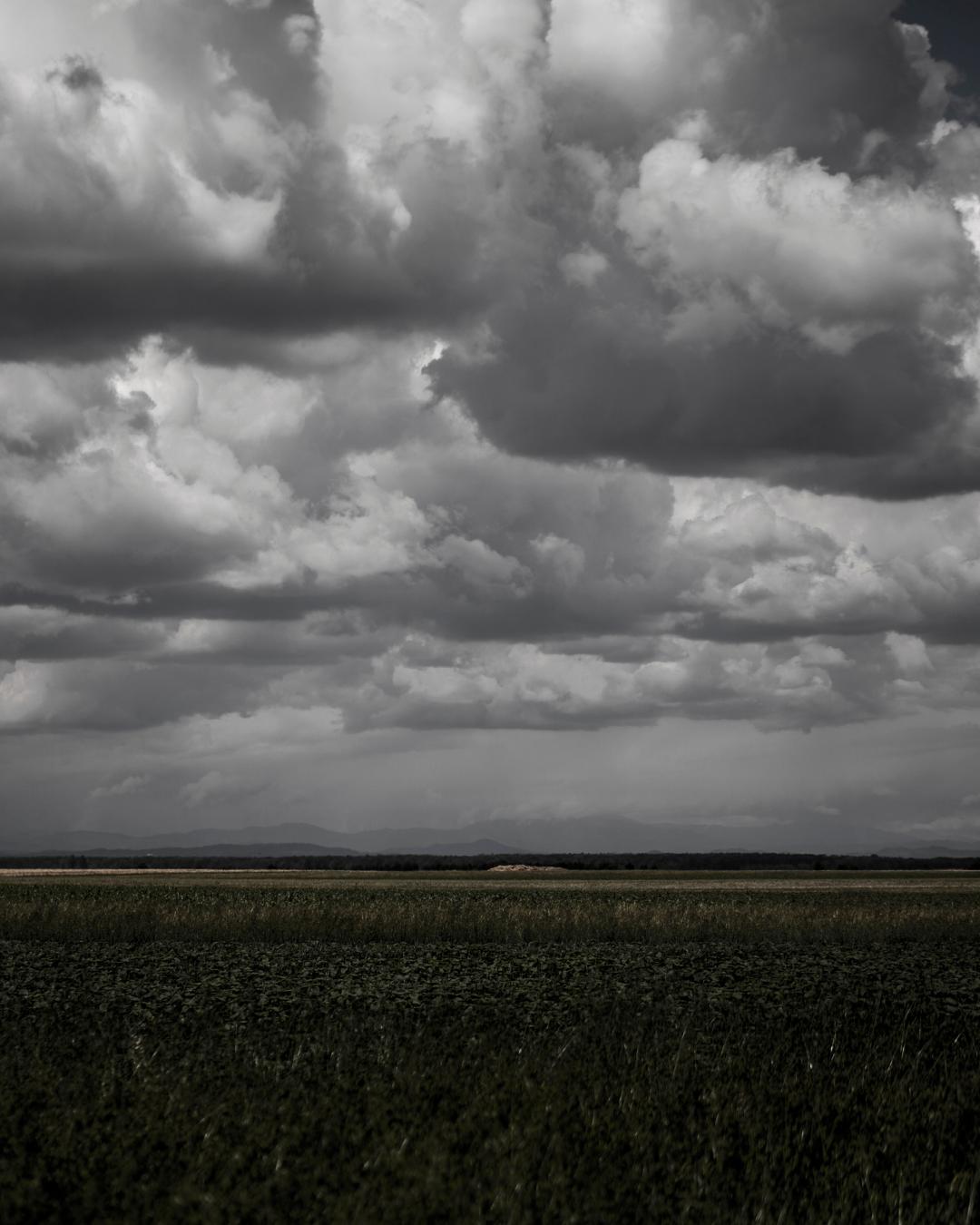 Tempo no Paraná: nuvens predominam e temperaturas oscilam até a volta da chuva na sexta-feira