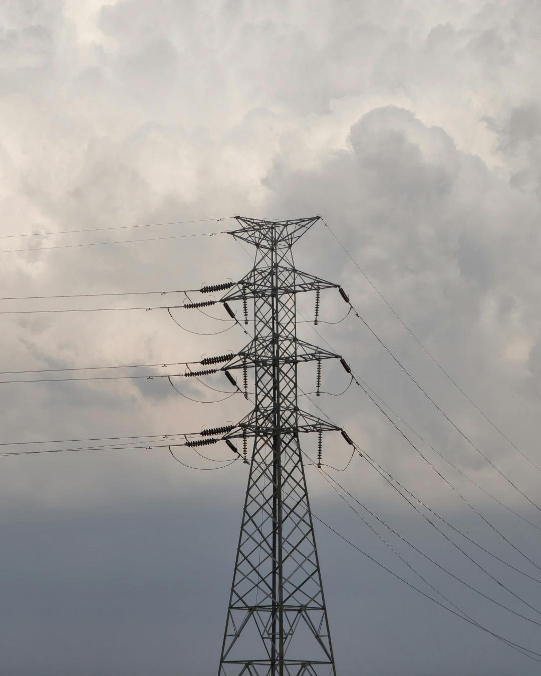Temporais deixam cidades da Região Metropolitana de Curitiba sem energia e abastecimento de água