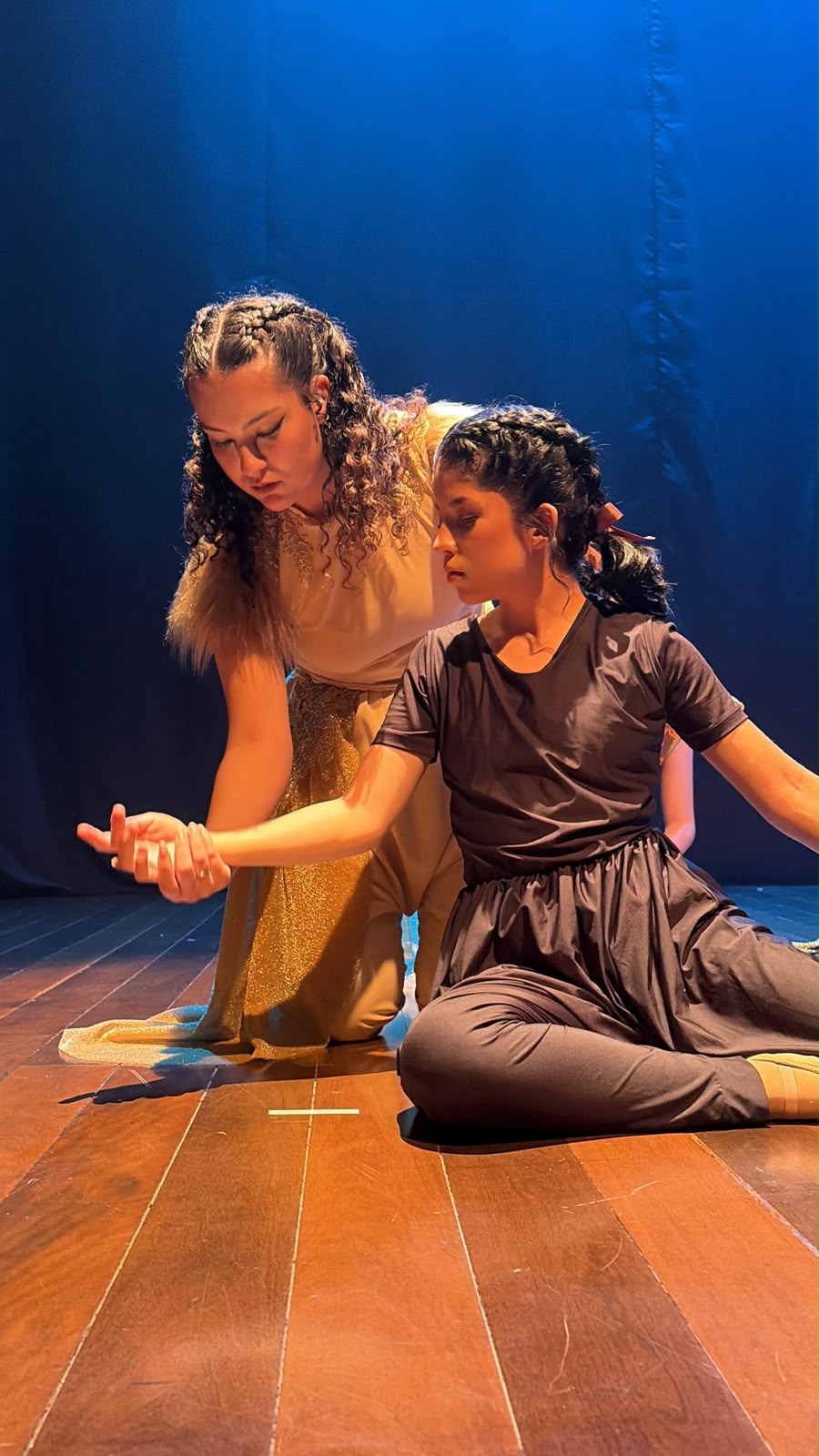 Dança transforma palco do Jardim Paulista em cenário de magia