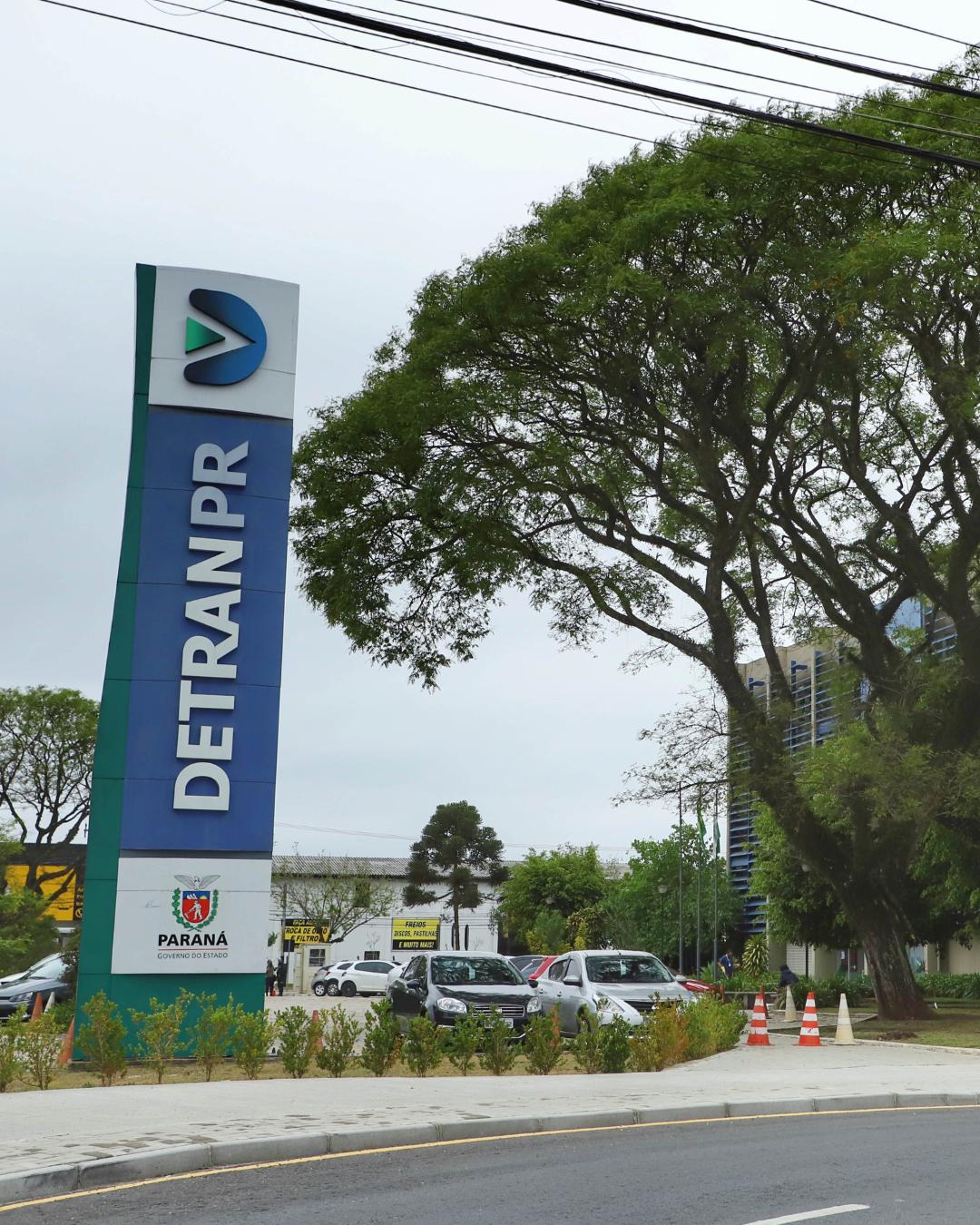 Detran-PR retorna com concurso público após 20 anos e oferece 100 vagas iniciais