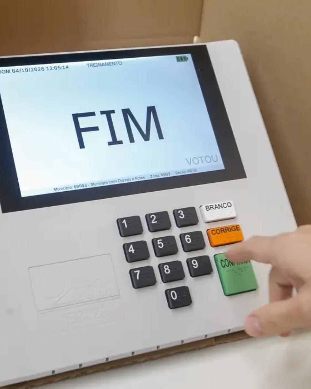 Justiça Eleitoral alerta sobre risco de votos em candidatos com registro irregular