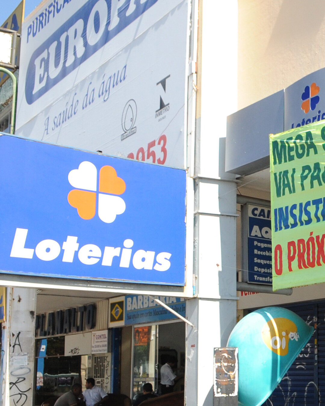 Mega-Sena acumulada vai a R$ 300 milhões nesta segunda (26); veja a Mega Semana