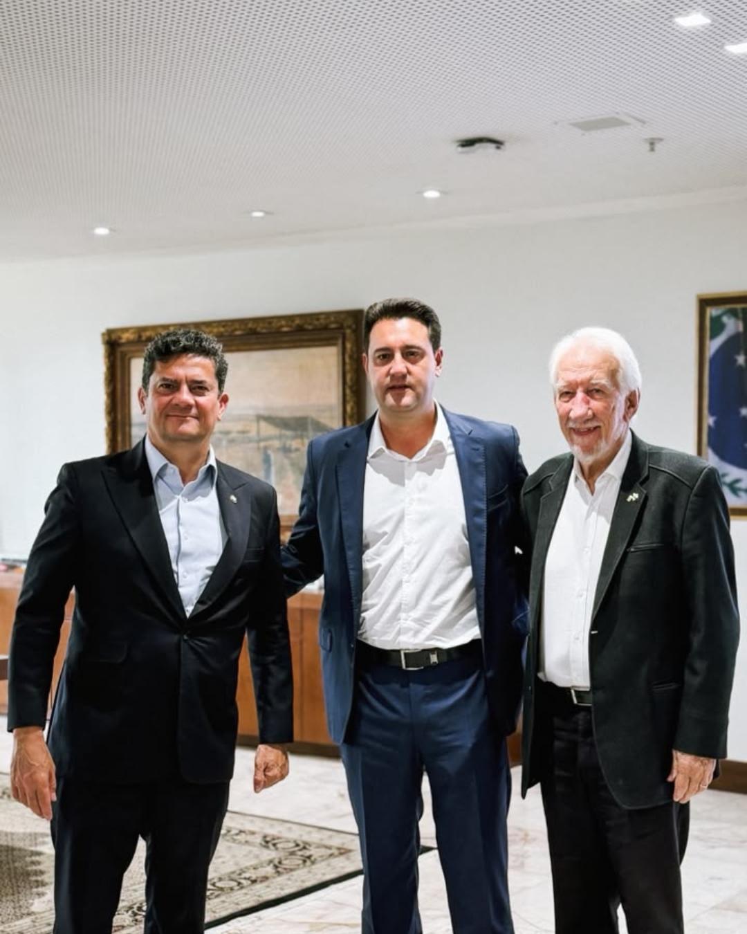Ratinho Jr. e Moro se reúnem no Palácio Iguaçu